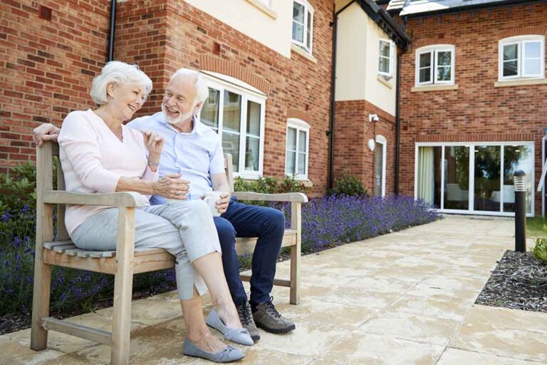 5 Questions to Ask During a Senior Living Tour