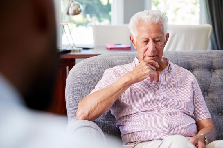 5 Signs of Depression in Seniors