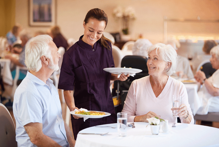 How Senior Living Communities Offer Positive Dining Experiences