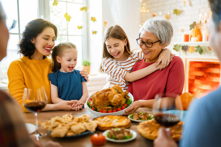 Thanksgiving Family Gatherings and Senior Living