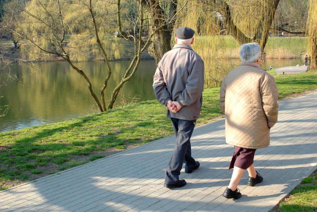 The Freedom of Independent Living: A Look at Modern Senior Services