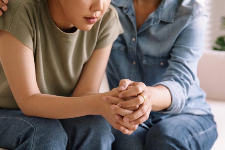 What Are the Signs of Caregiver Burnout?