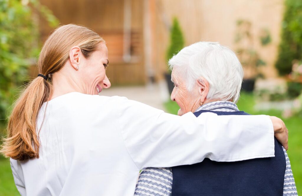 What to Look for in Dementia Care for Your Senior Parents